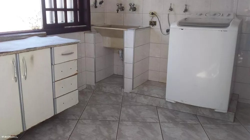 Sobrado à venda com 3 quartos, 174m² - Foto 3