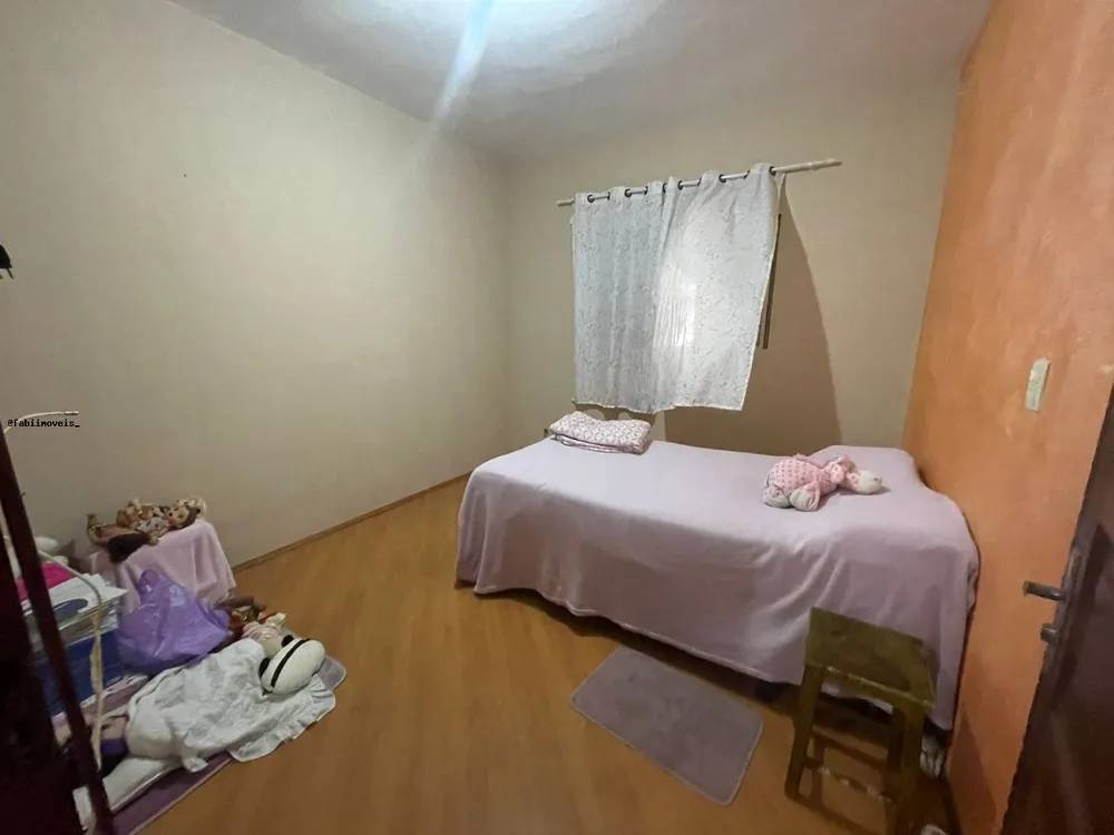 Casa, 4 quartos, 225 m² - Foto 9