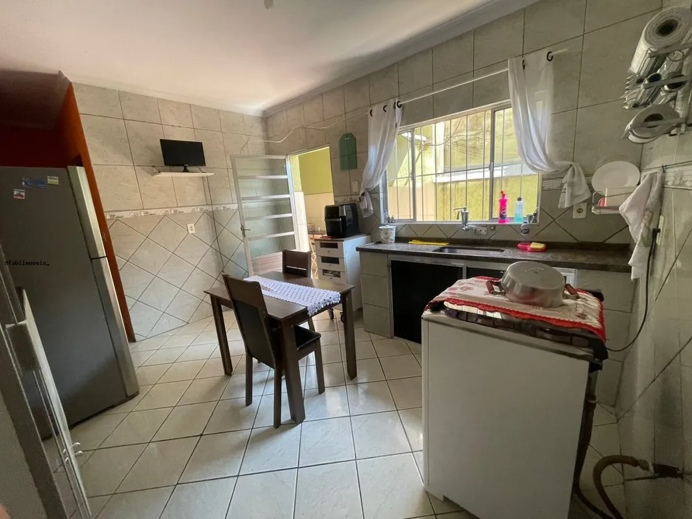 Casa, 4 quartos, 225 m² - Foto 15