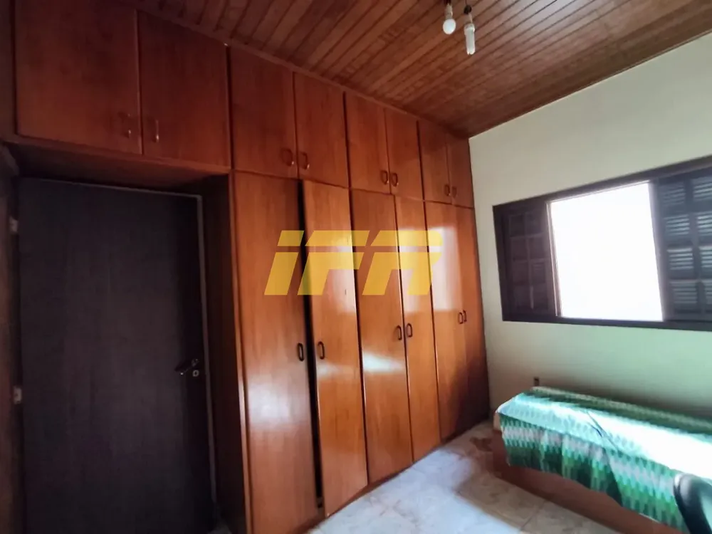Casa, 6 quartos, 254 m² - Foto 10