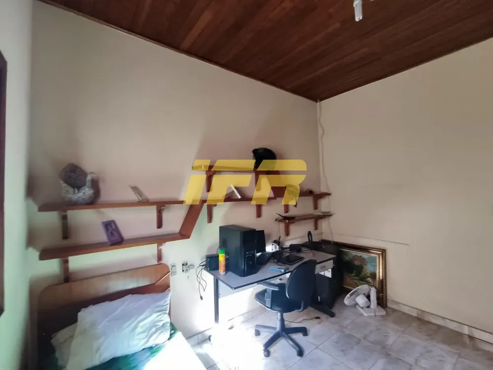 Casa, 6 quartos, 254 m² - Foto 9
