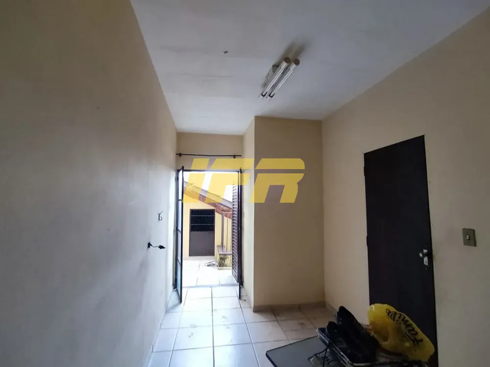 Casa, 6 quartos, 254 m² - Foto 2