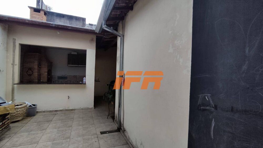 Casa à venda com 3 quartos, 125m² - Foto 8