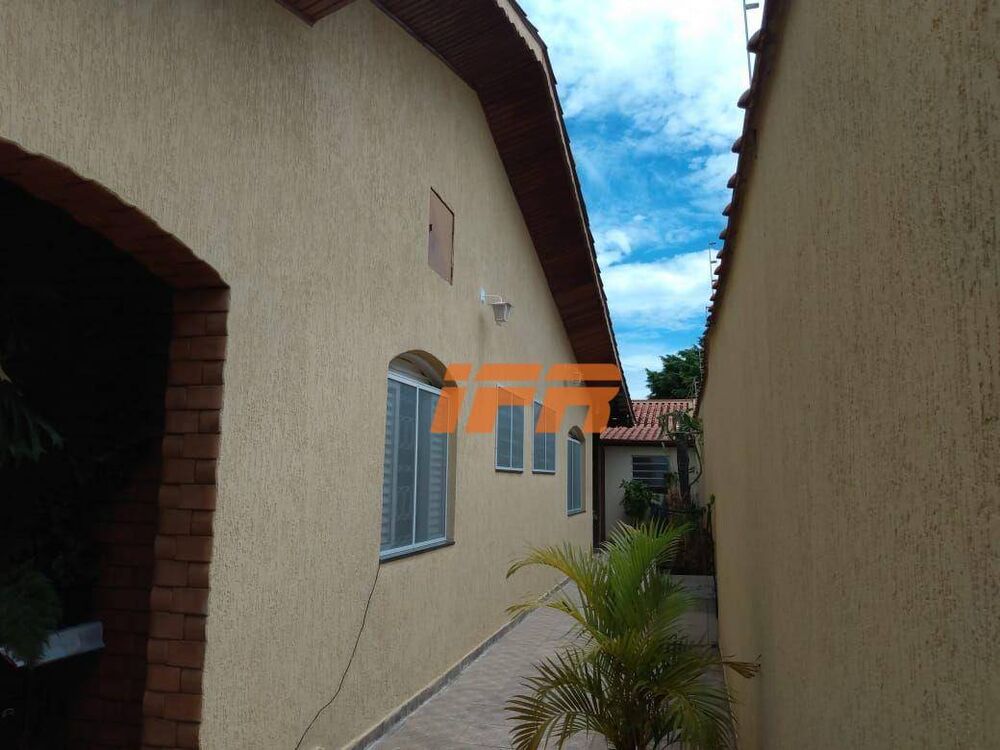 Casa à venda com 3 quartos, 176m² - Foto 11