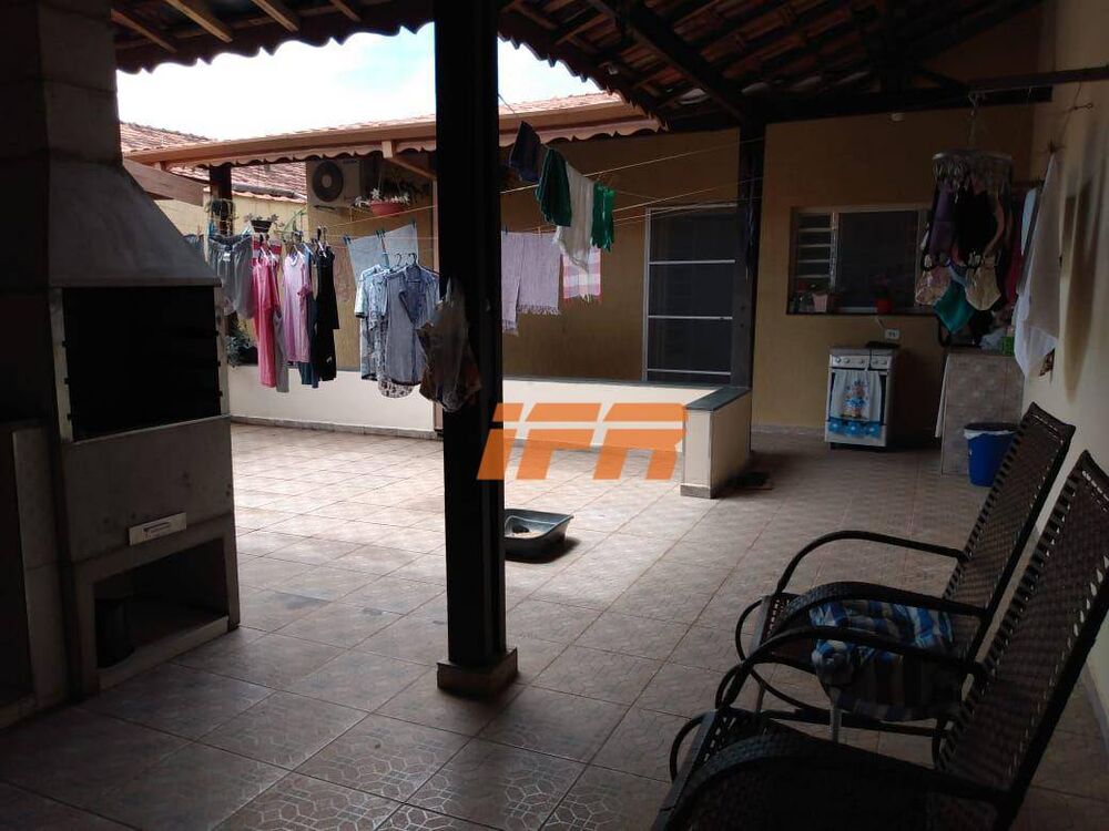 Casa à venda com 3 quartos, 176m² - Foto 12