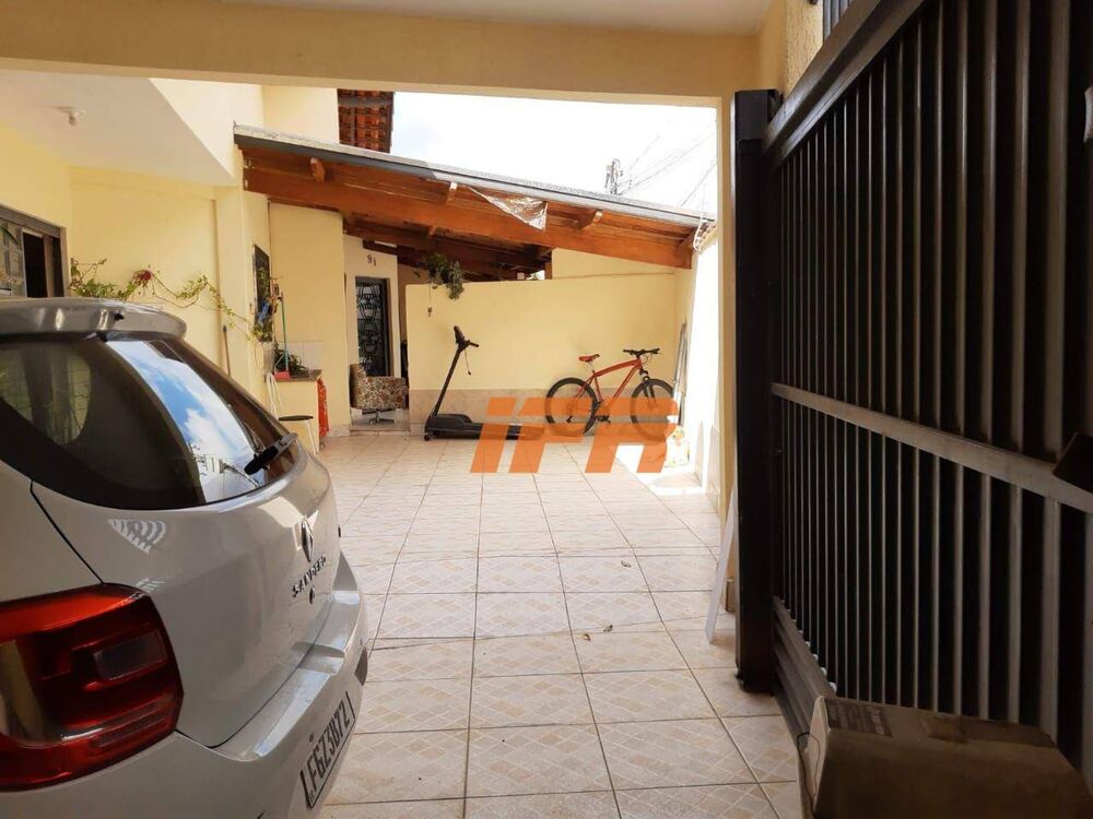 Casa à venda com 3 quartos, 180m² - Foto 2