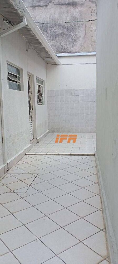 Casa à venda com 3 quartos, 200m² - Foto 6