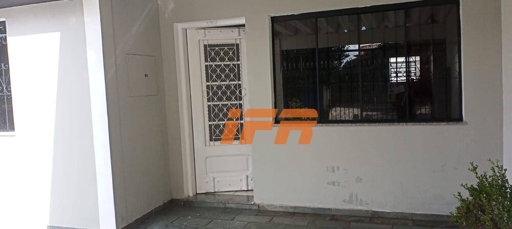 Casa à venda com 3 quartos, 200m² - Foto 5