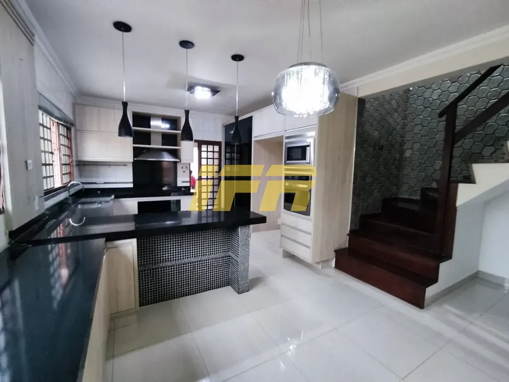 Sobrado, 5 quartos, 400 m² - Foto 5