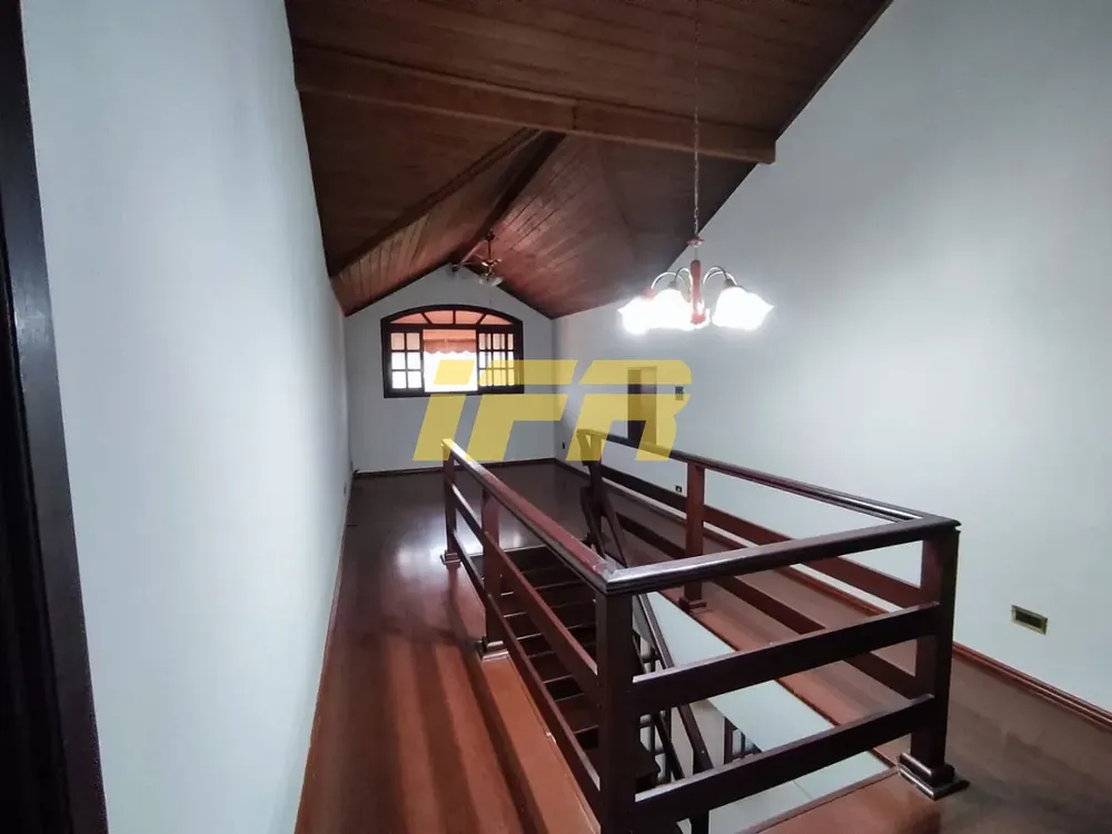 Sobrado, 5 quartos, 400 m² - Foto 1