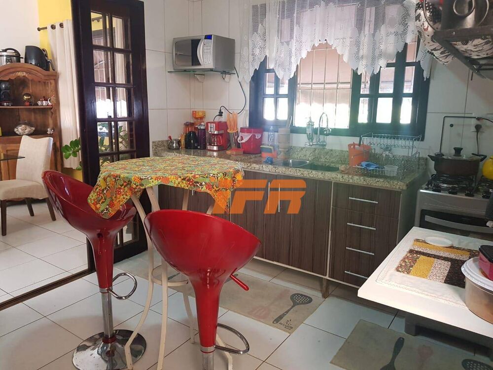 Sobrado à venda com 3 quartos, 147m² - Foto 2