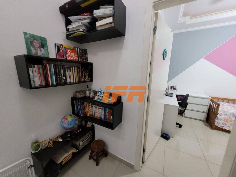 Sobrado à venda com 3 quartos, 310m² - Foto 6