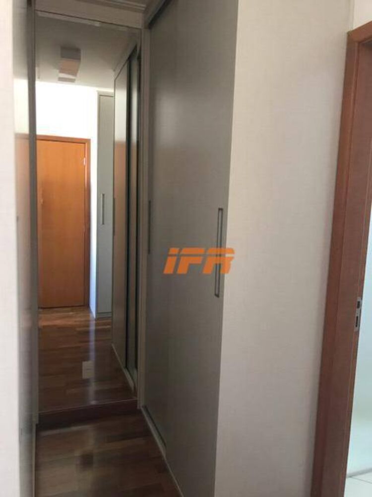 Apartamento à venda com 4 quartos, 134m² - Foto 9