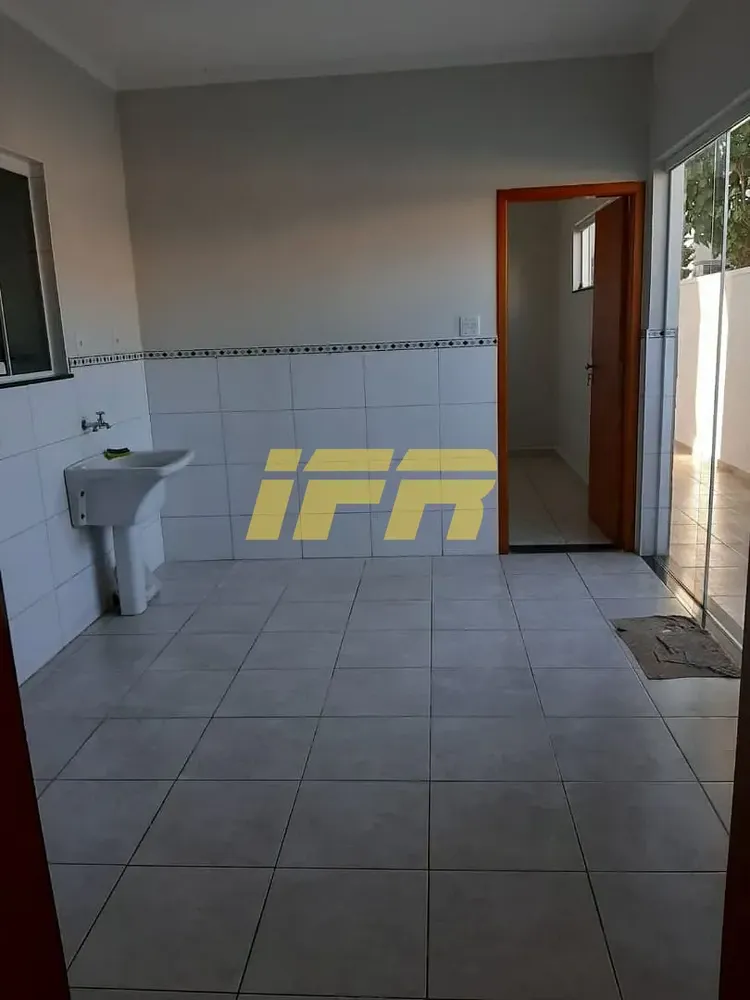 Casa, 4 quartos, 168 m² - Foto 2
