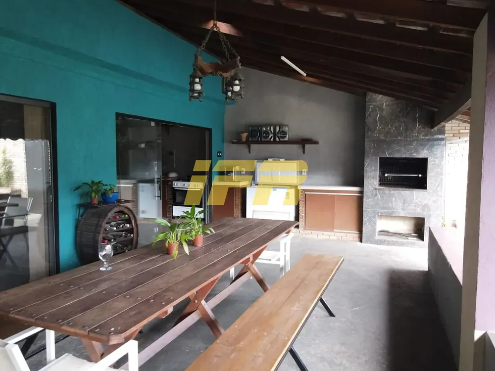 Casa, 2 quartos, 200 m² - Foto 3