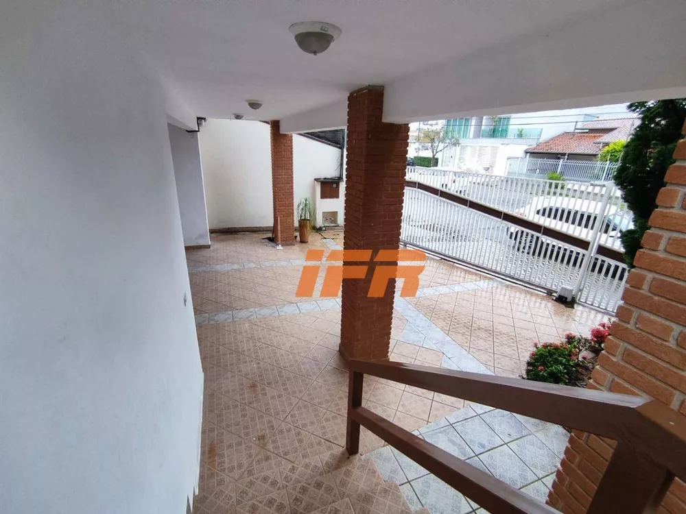 Sobrado à venda e aluguel com 4 quartos, 267m² - Foto 3