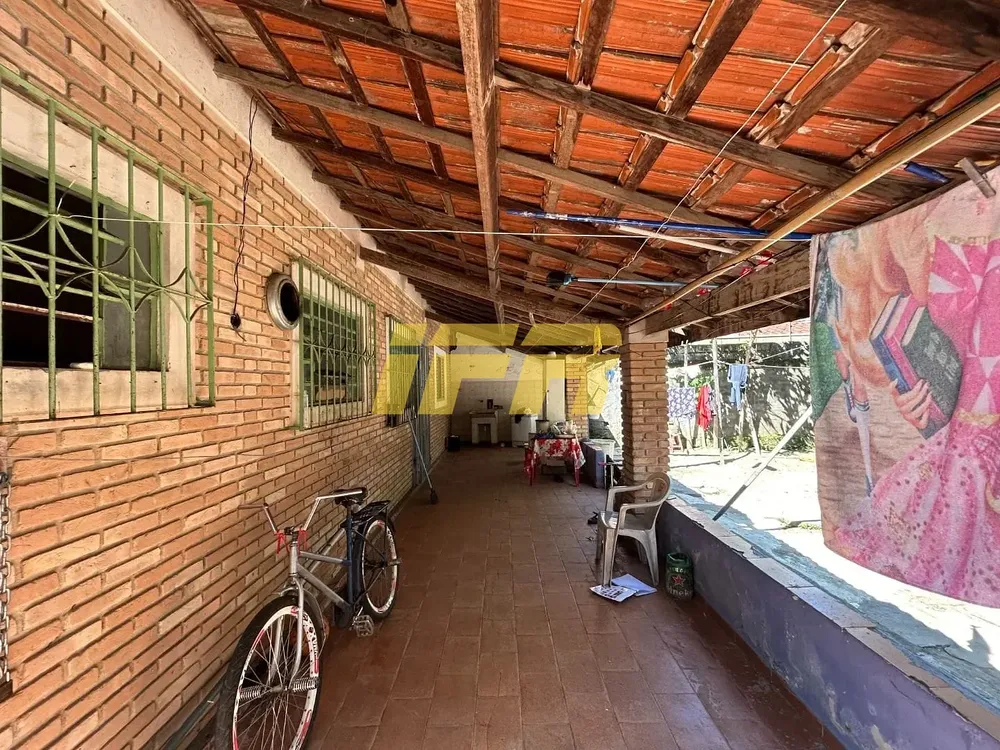 Chácara, 2 quartos, 1050 m² - Foto 1