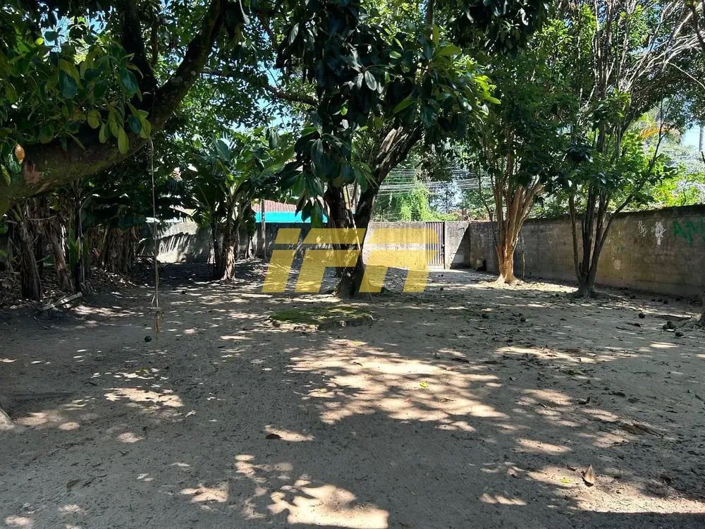 Chácara, 2 quartos, 1050 m² - Foto 2