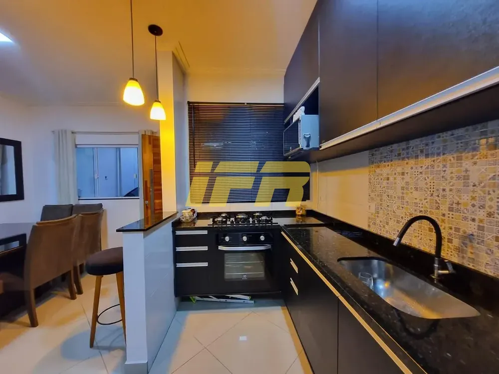 Casa, 3 quartos, 90 m² - Foto 1