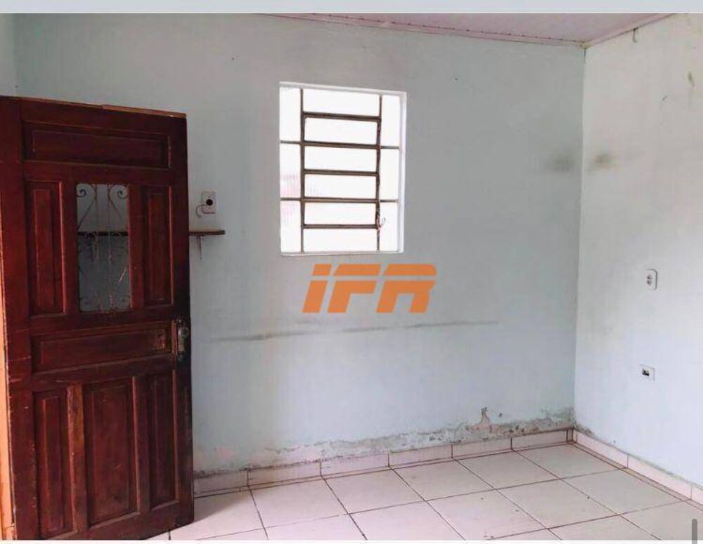 Casa à venda com 2 quartos, 90m² - Foto 9