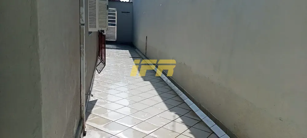 Casa, 3 quartos, 200 m² - Foto 2