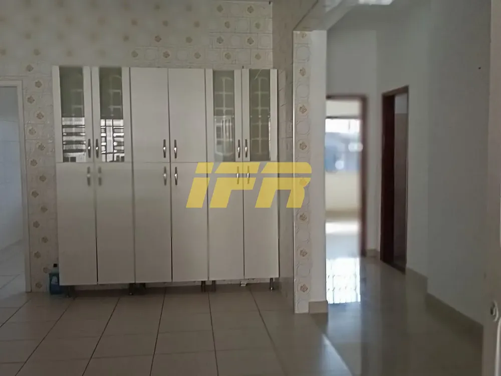 Casa, 3 quartos, 200 m² - Foto 1