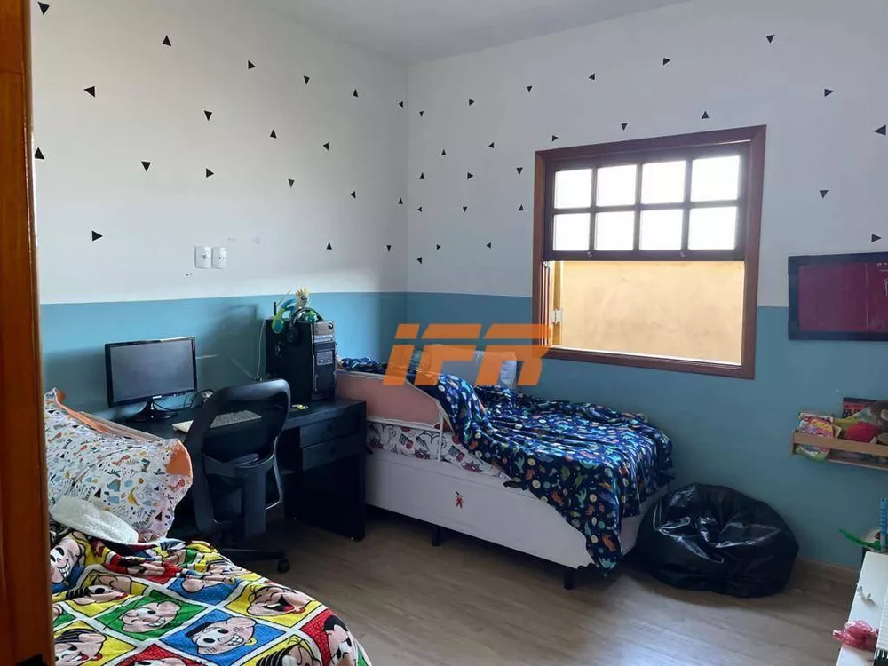 Chácara, 3 quartos, 880 m² - Foto 8