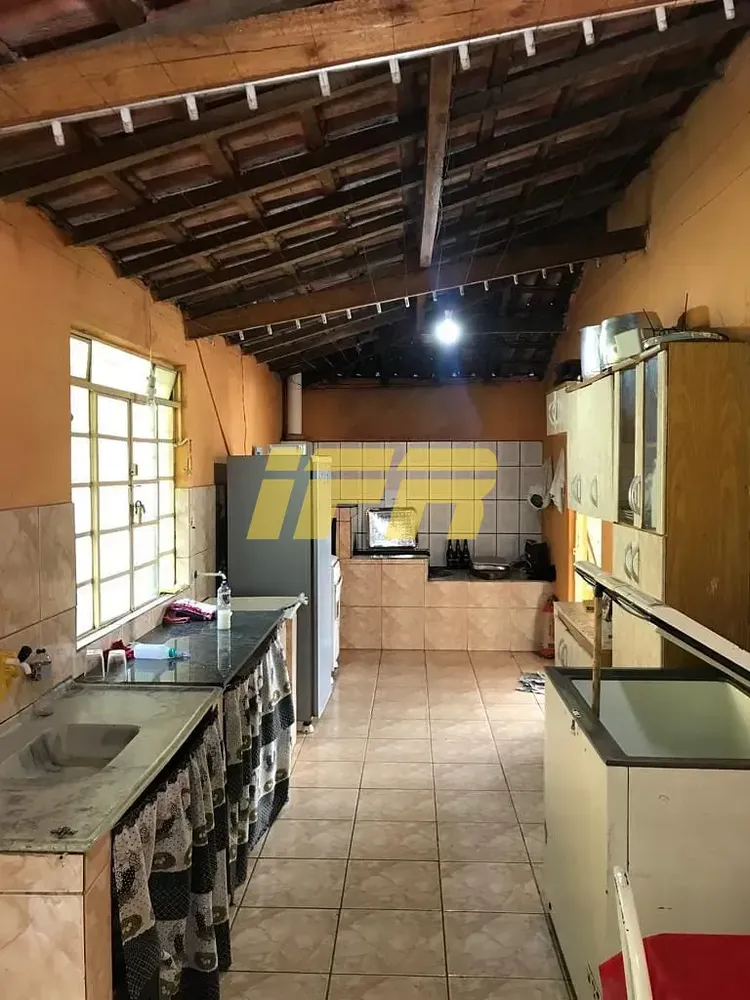 Chácara, 3 quartos, 2398 m² - Foto 9