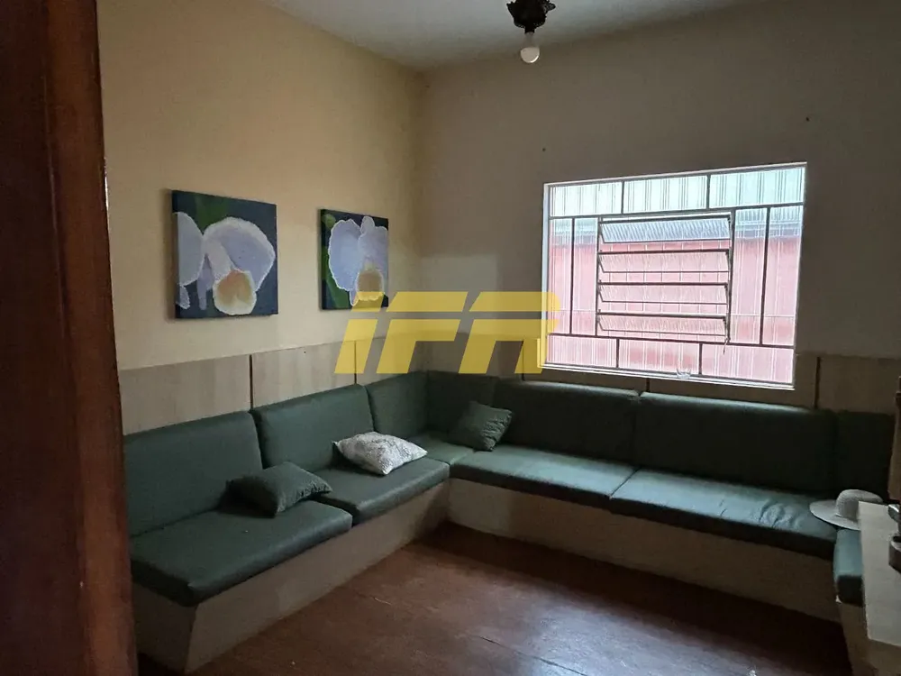 Casa, 4 quartos, 180 m² - Foto 4