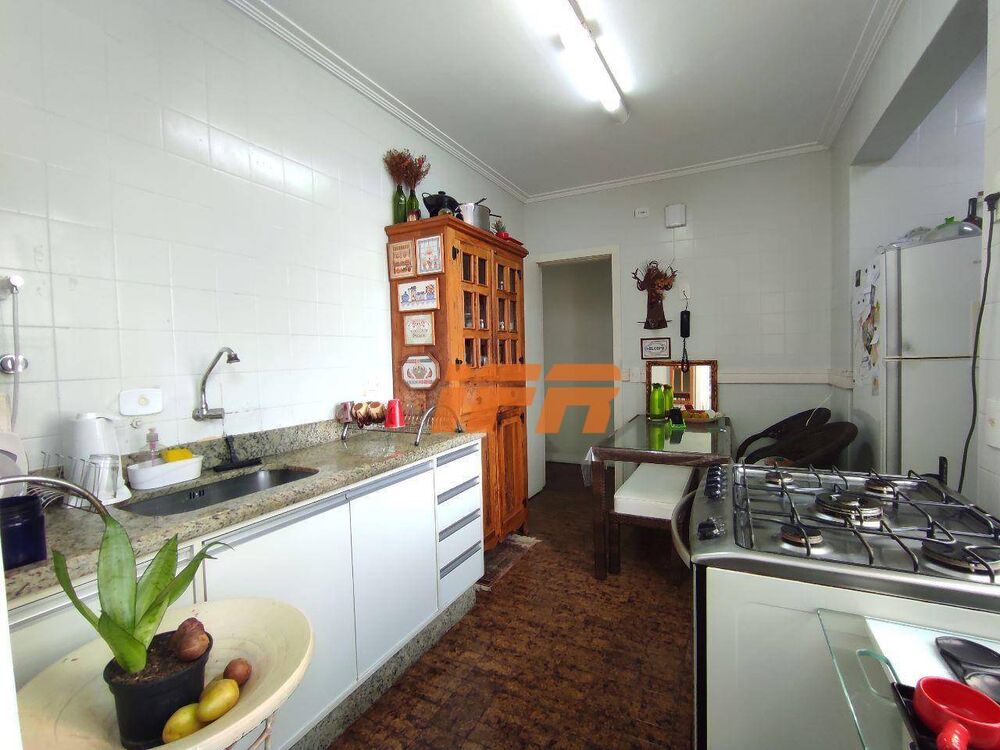 Apartamento à venda com 3 quartos, 142m² - Foto 9