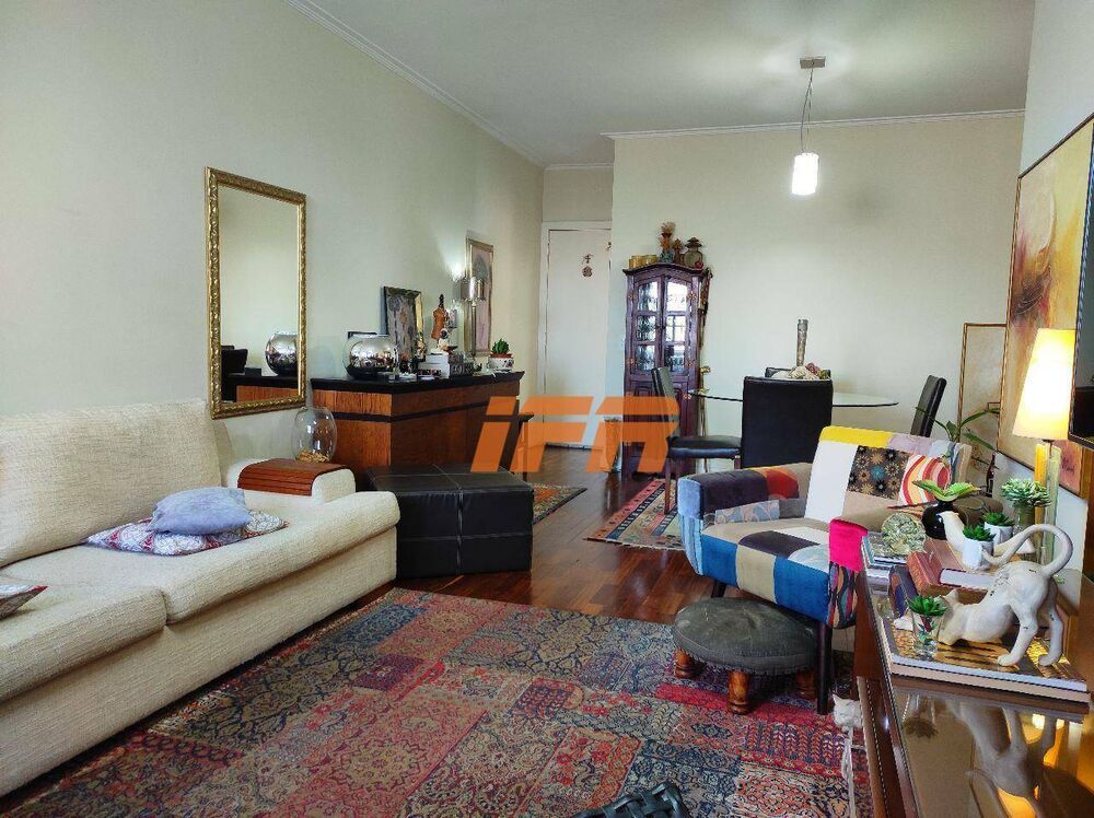 Apartamento à venda com 3 quartos, 142m² - Foto 7