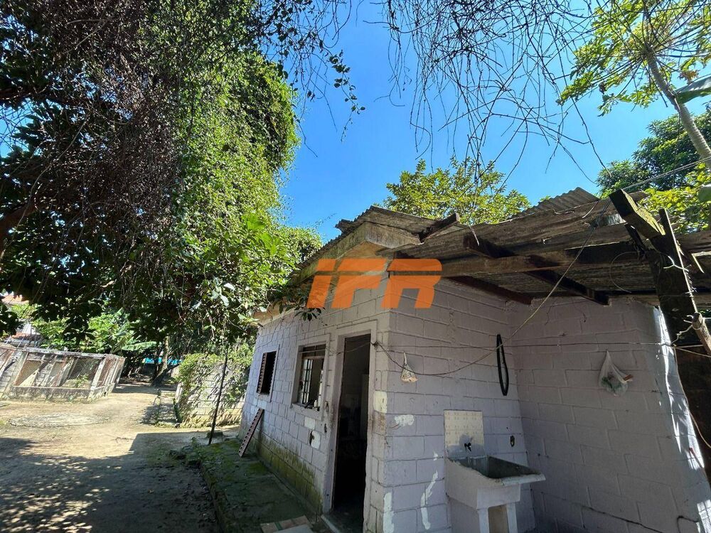 Chácara à venda com 2 quartos, 80m² - Foto 11
