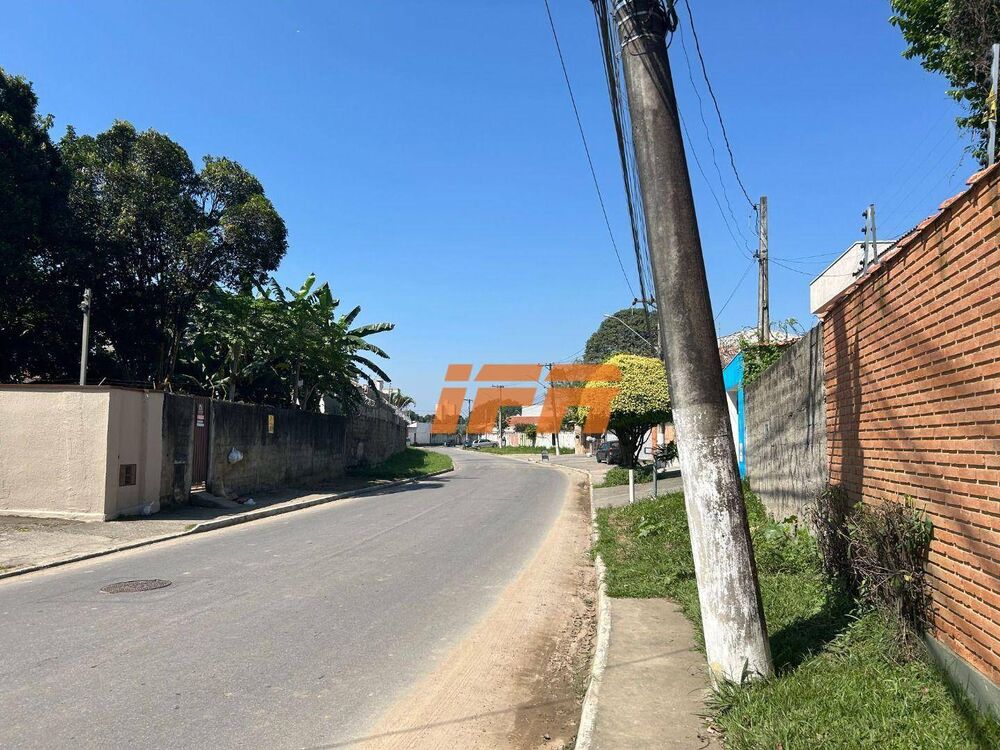Chácara à venda com 2 quartos, 80m² - Foto 8