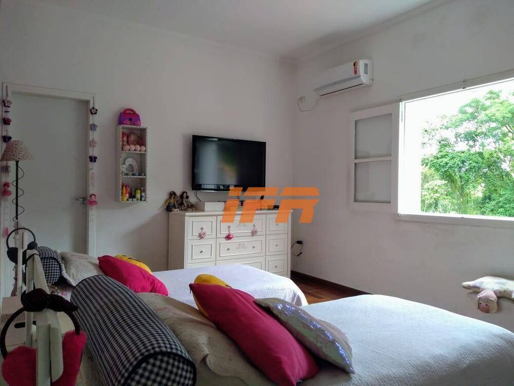 Sobrado à venda com 4 quartos, 350m² - Foto 4