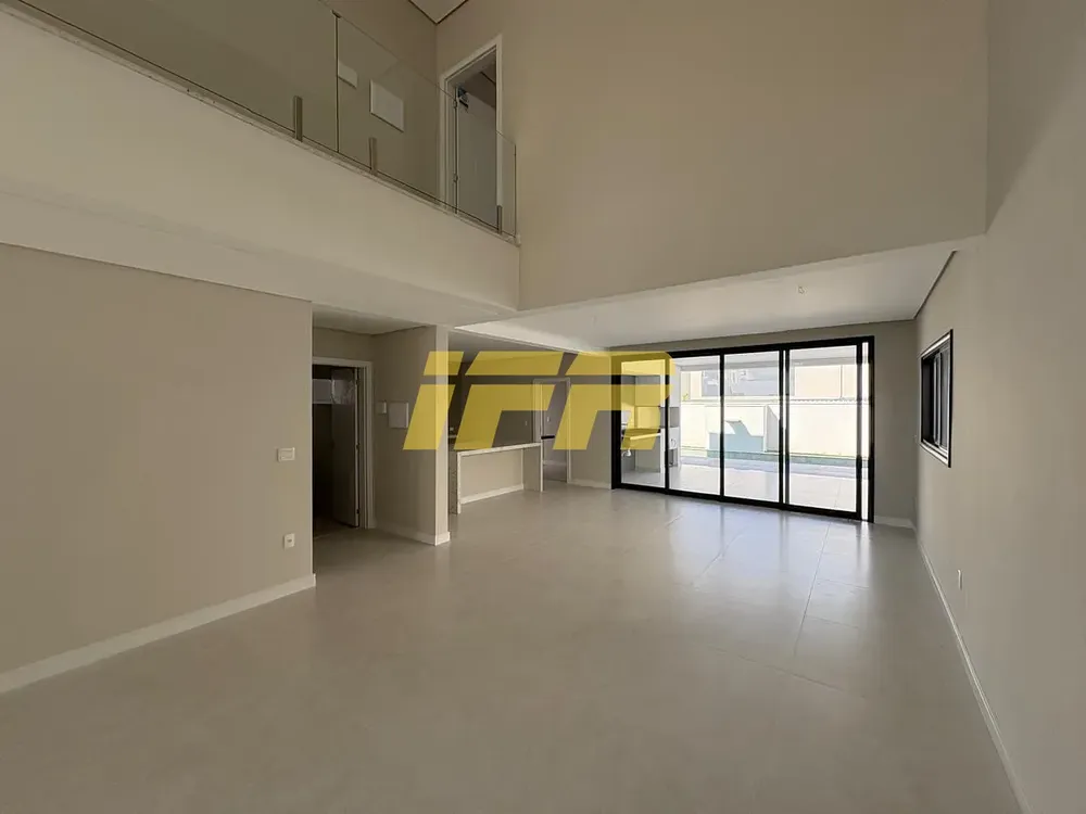 Sobrado, 4 quartos, 357 m² - Foto 2