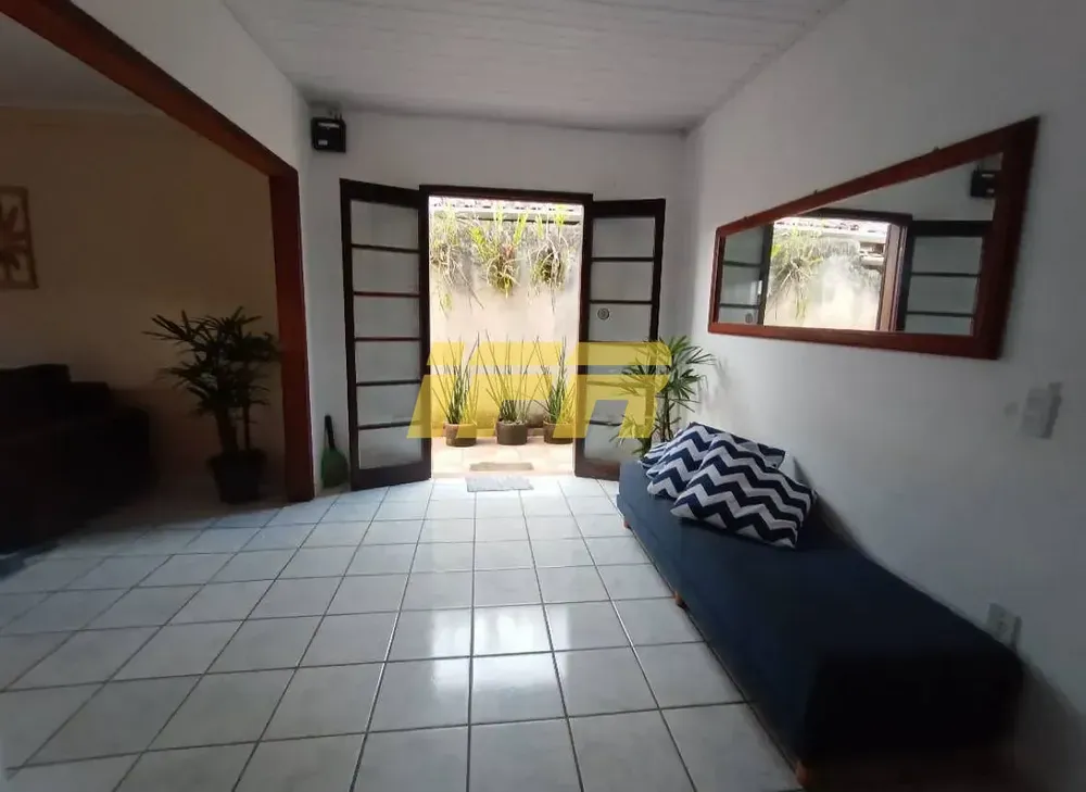 Casa, 4 quartos, 188 m² - Foto 2