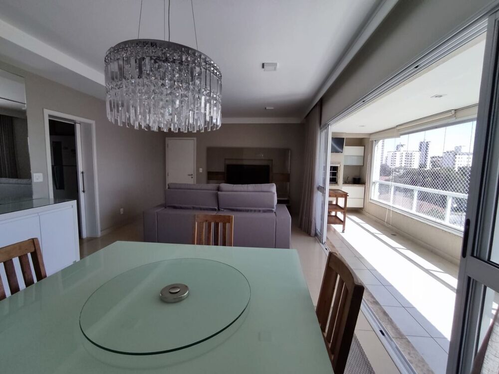 Apartamento à venda com 3 quartos, 119m² - Foto 8