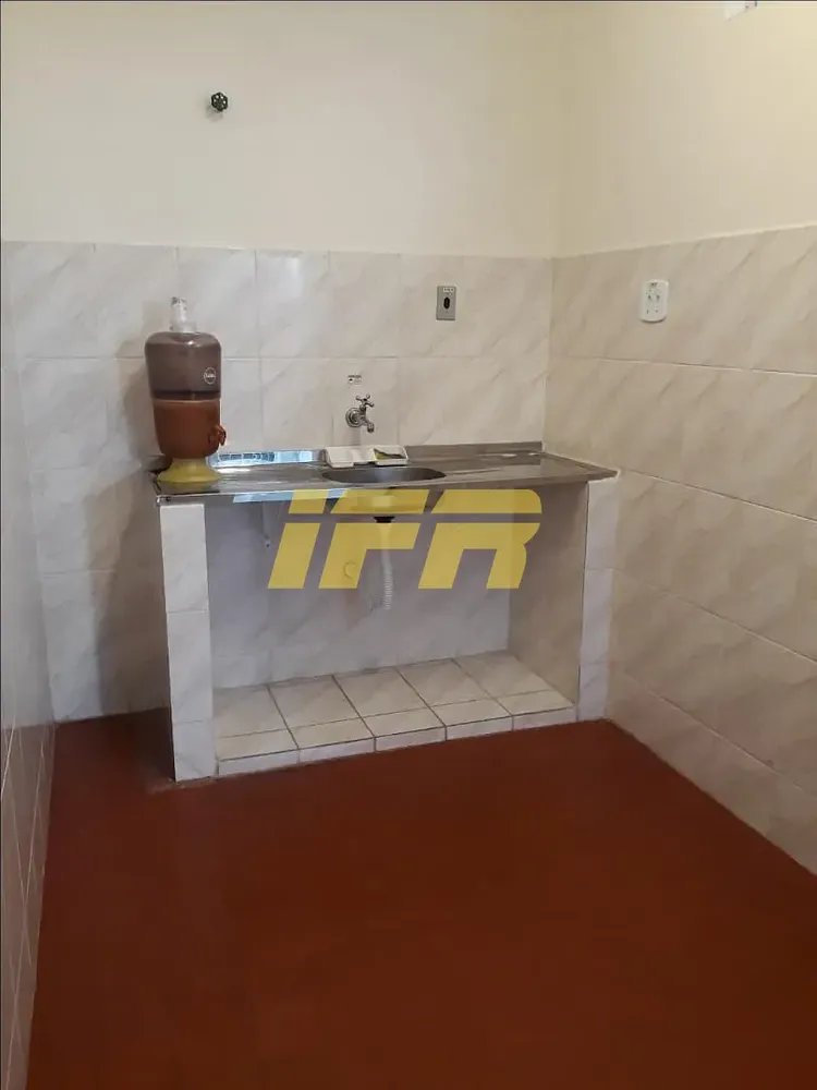 Casa, 1 quarto, 183 m² - Foto 1