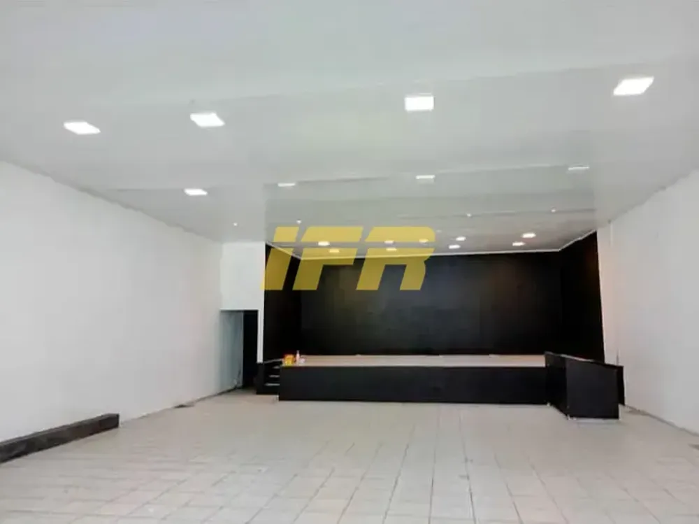Loja-Salão, 200 m² - Foto 1