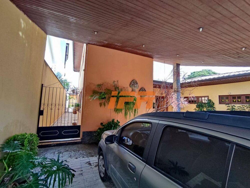 Sobrado, 4 quartos, 300 m² - Foto 1