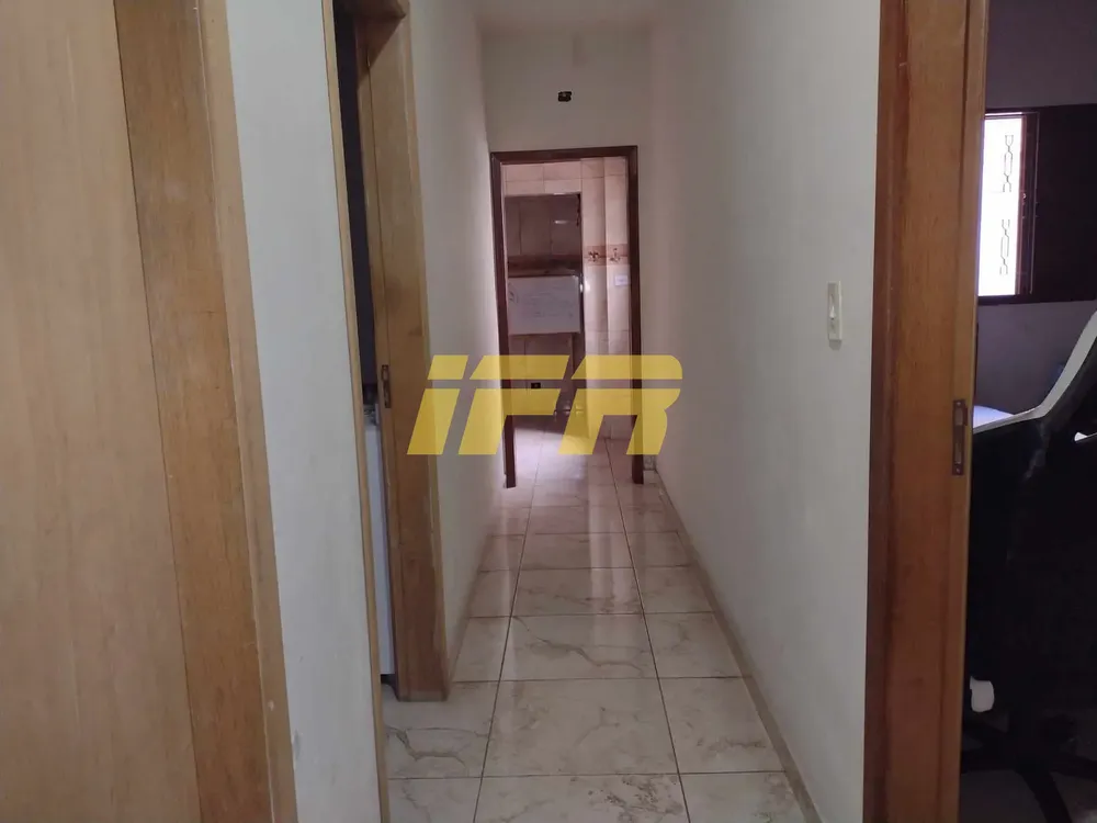 Casa, 5 quartos, 170 m² - Foto 2