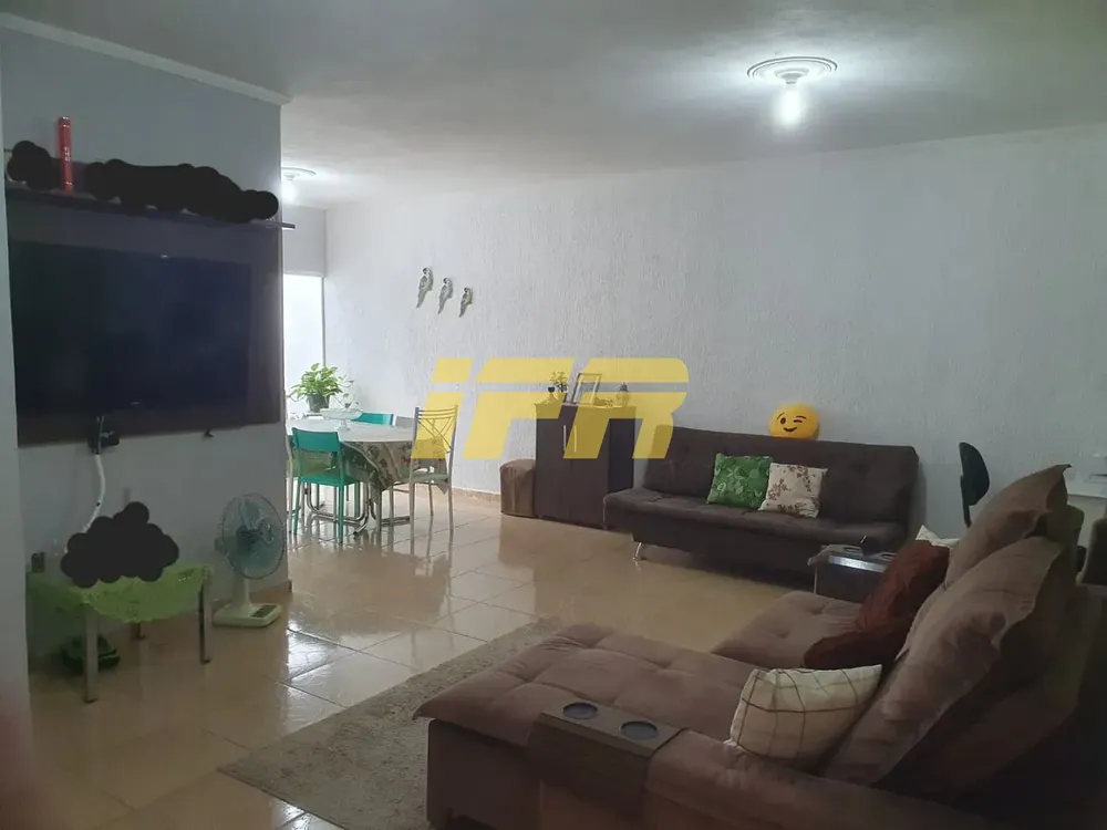 Casa, 3 quartos, 173 m² - Foto 1