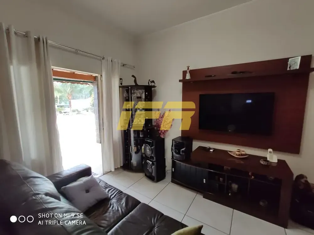 Chácara, 2 quartos, 1300 m² - Foto 3