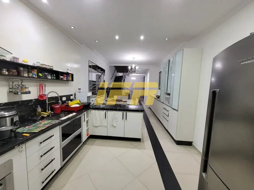 Sobrado, 3 quartos, 310 m² - Foto 4