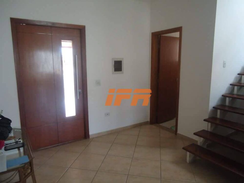 Sobrado à venda com 3 quartos, 220m² - Foto 4