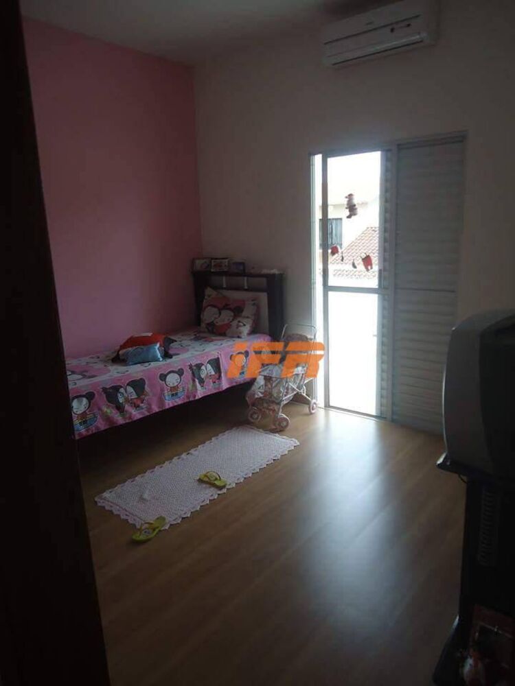 Sobrado à venda com 3 quartos, 220m² - Foto 7