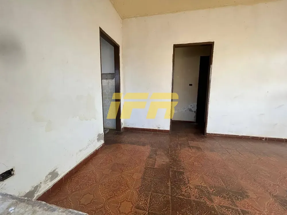 Casa, 2 quartos, 299 m² - Foto 2