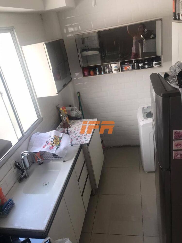 Apartamento à venda com 2 quartos, 48m² - Foto 2