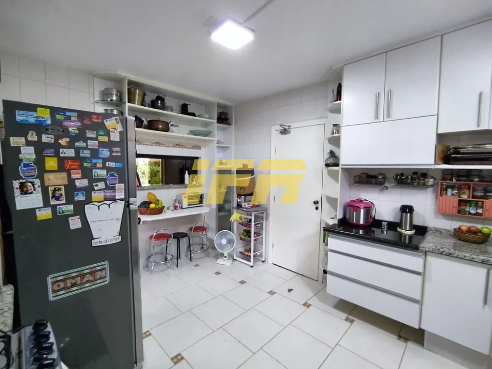 Casa, 4 quartos, 305 m² - Foto 4