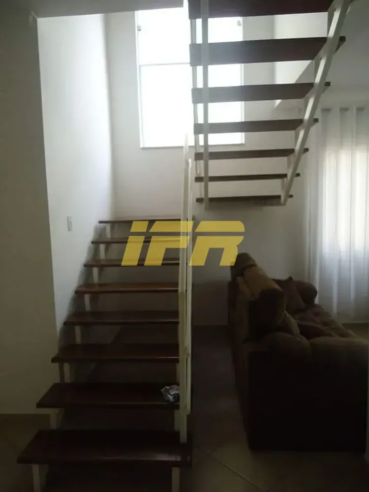 Sobrado, 3 quartos, 220 m² - Foto 2